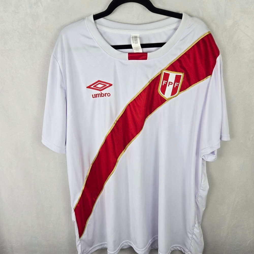 Umbro Peru FPF National Team Soccer Jersey White Red Sash Castaneda 13 Mens 2XL